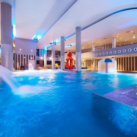 Vacationclub - Baltic Park Fort Apartament E.115 Świnoujście  Eksteriør billede